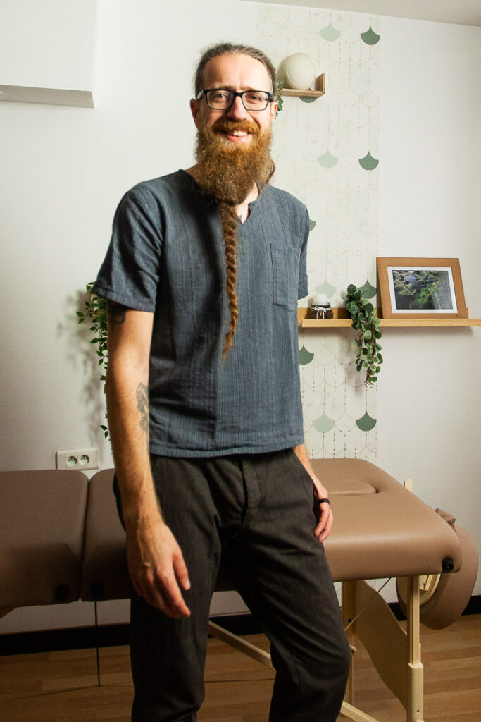 Photo d'Aurélien Calonne, thérapeute en équlibre postural à Sainghin-en-weppes